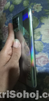 Realmi 8
